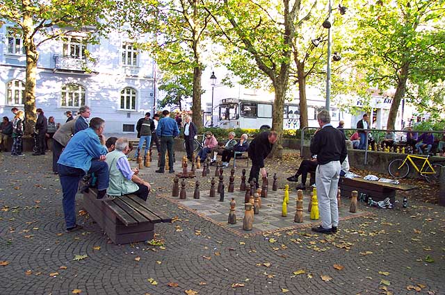 Chess games in the park at Münchener Freiheit.