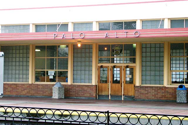 Palo Alto train station