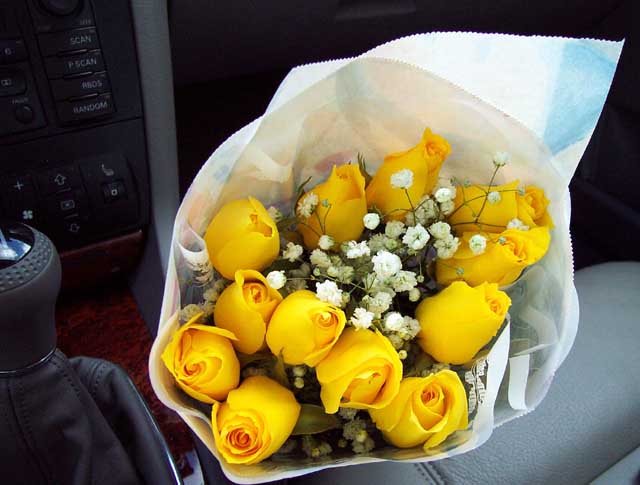Yellow roses, $10 on 19th Avenue in San Francisco.